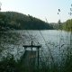 <p>Lanškrounské rybníky, pohled z hráze na výpusť rybníka při západu slunce</p>